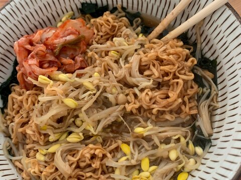 これを加えると栄養価があがる！チキンラーメンレシピ